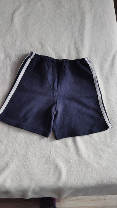 Spodenki na WF rozmiar 134