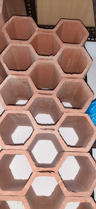 Garrafeira em cerâmica