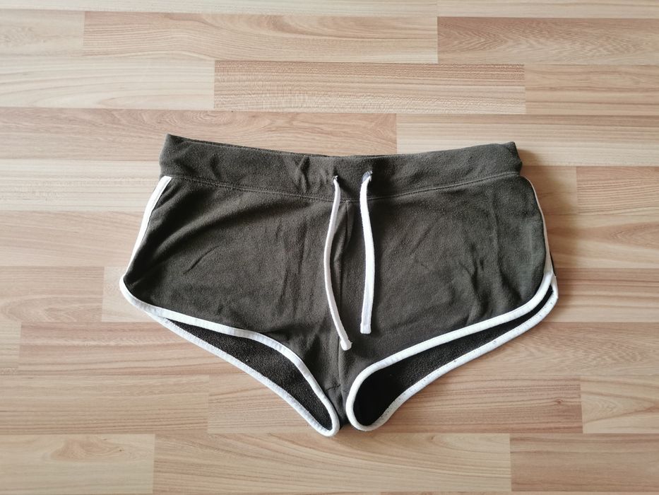 Krótkie spodenki dresowe H&M Divided M