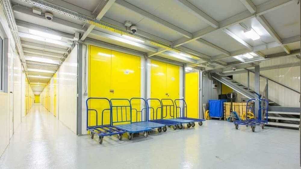 Склад хранения вещей, кладовка, гараж, бокс, контейнер ячейка сдам 3