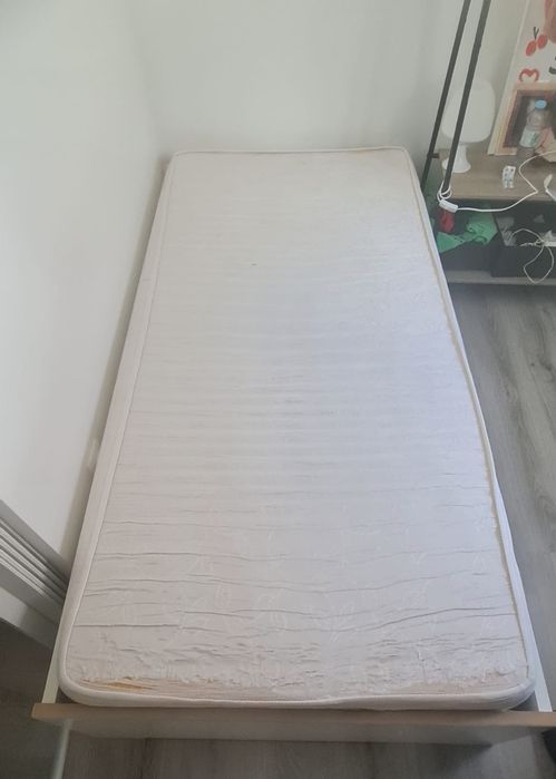 cama de solteiro