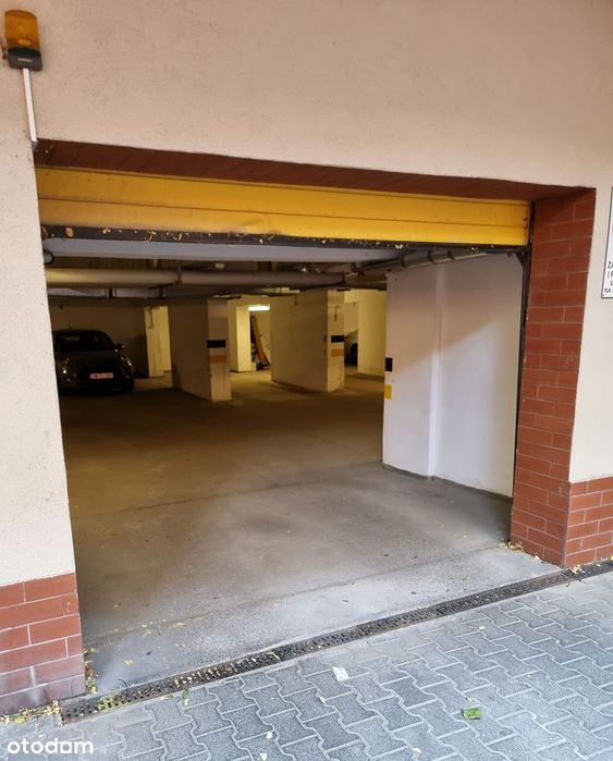 Garaż na wynajem w Starym Mieście, 350 PLN - Widok 3