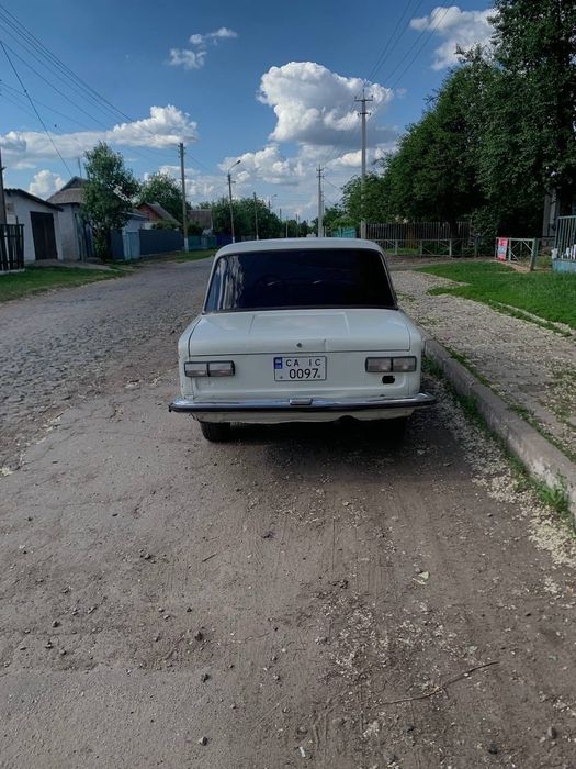 Продам ВАЗ 21011