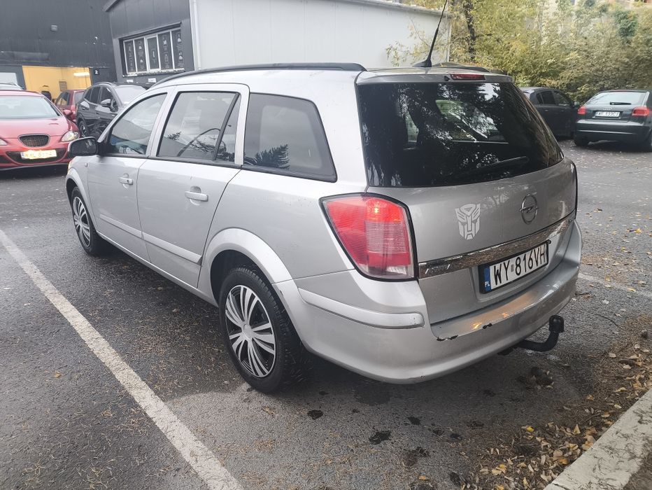Opel Astra H 1.6 benzyna