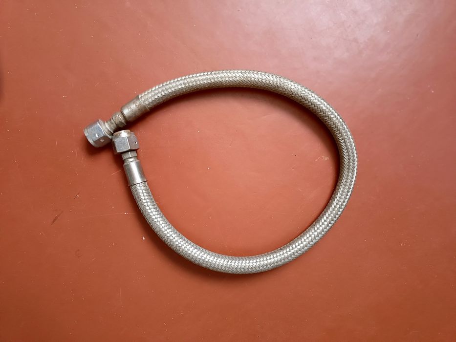 Гибкий шланг для воды