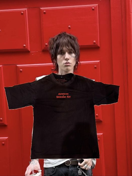 Тишка Hikikomori Kai x Raze: 1 000 грн. - Футболки Київ на Olx
