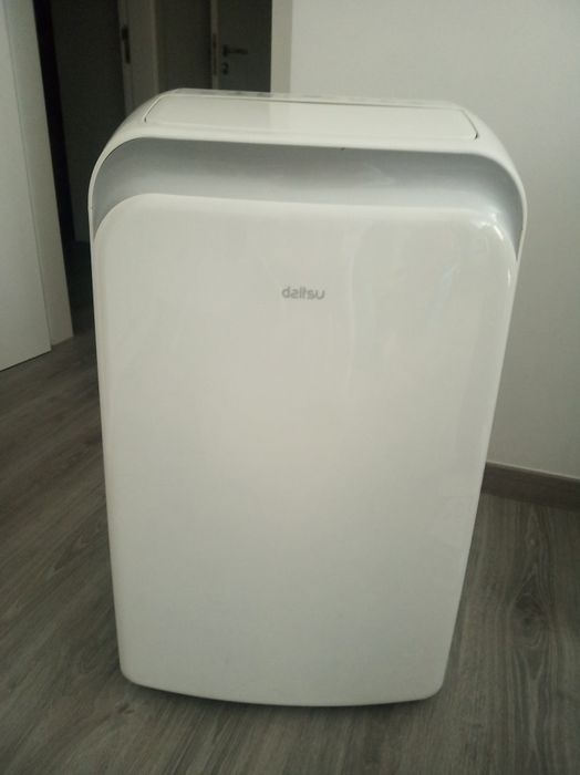 Ar condicionado portátil com função de desumidificador e ventilador da