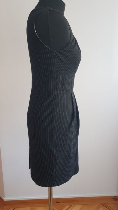 Czarna sukienka w cienkie paseczki, 10, 36,  S