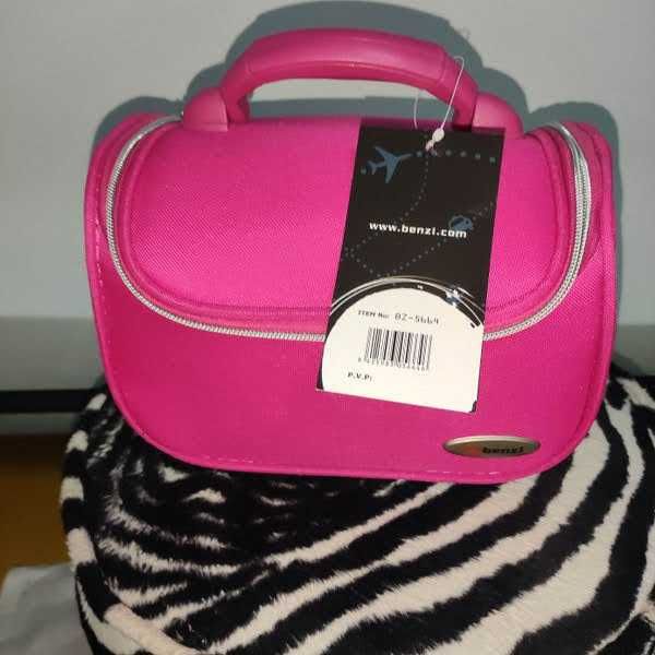 Necessaire BENZI (novo com etiqueta)