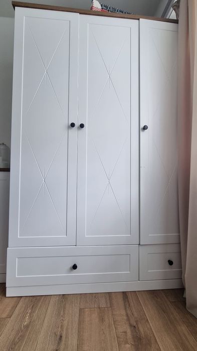 Szafa Lille 02 jak nowa