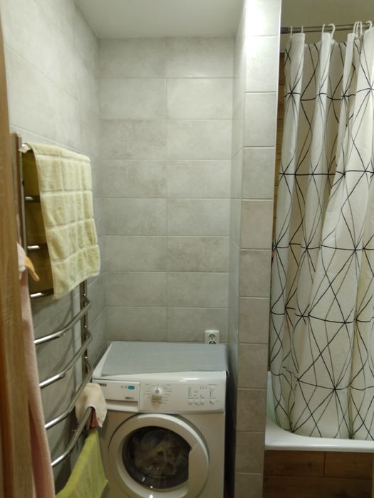 Продається 2 кімнатна квартира