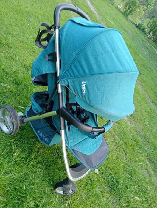 Прогулянкова коляска