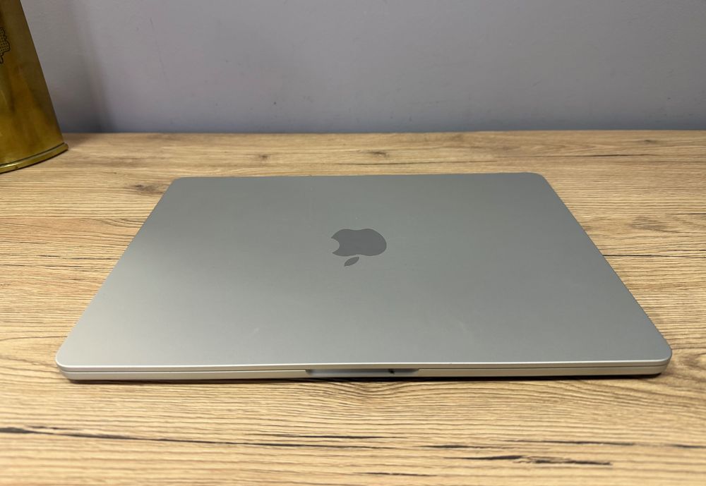 MacBook AIR 13 M4 10 CPU/ 10 GPU/ 16 RAM/ 256 Silver