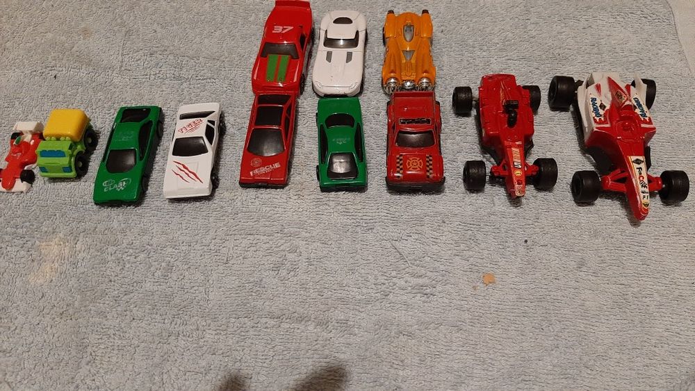 Набор разних машинок, хот виллс, Hot Wheels, гоночные, гоночні машини