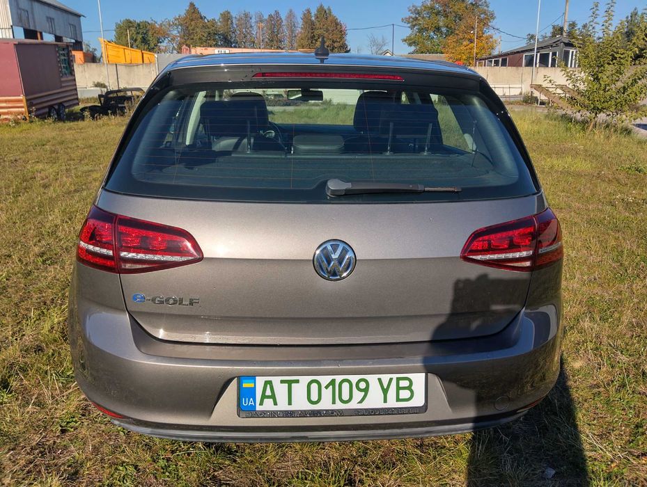 Volkswagen e-Golf 2015 Європа