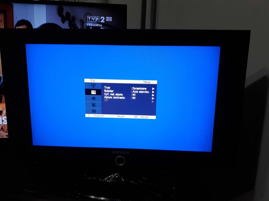 TV z funkcją monitora+pilot