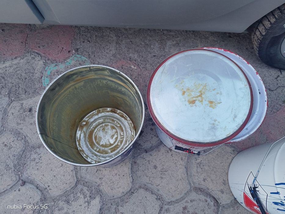 Відро б/у метал велике