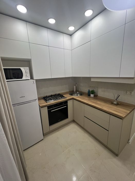 Однокімнатна квартира!Центер міста!Мінімальне оформлення.Програми ТАК