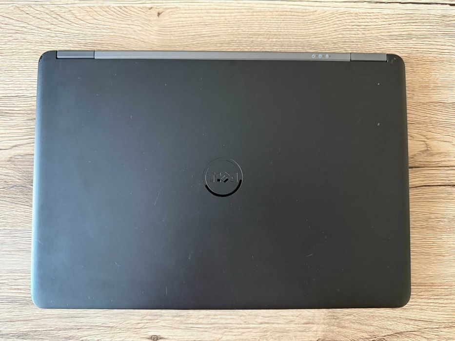 Dell Latitude E7450 – i5-5300U / 16 GB RAM / SSD 256 GB / Windows 10 Enterprise LTSC