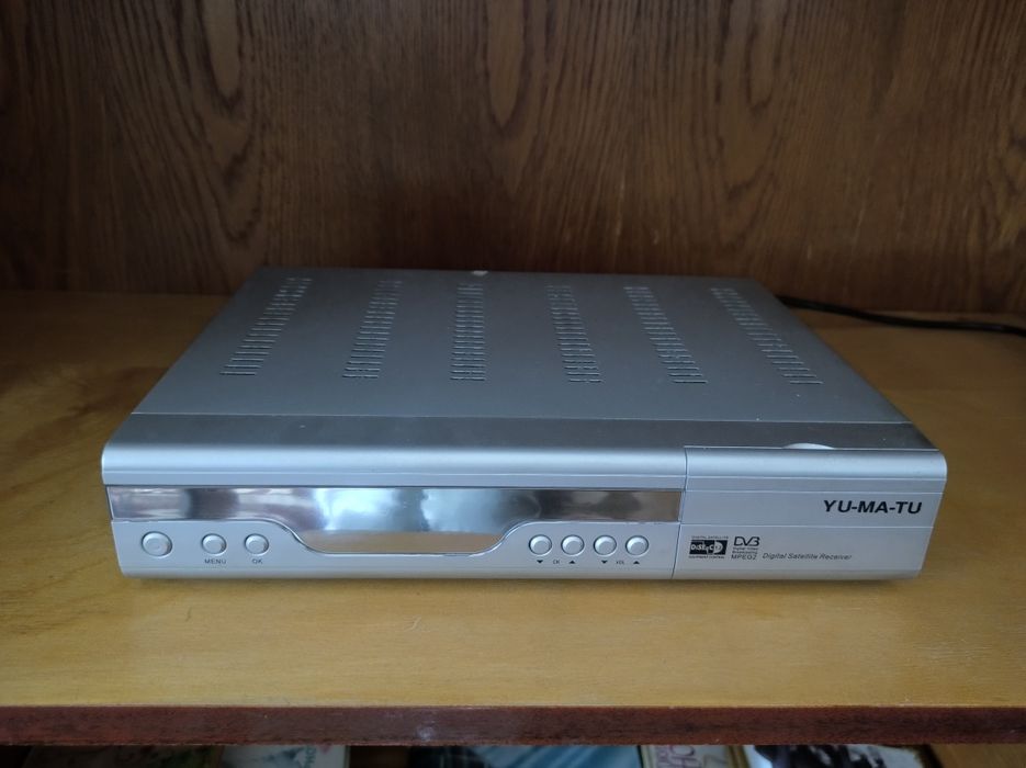 Продам супутниковий ресивер Eurosky ES-4100 та YU-MA-TU.