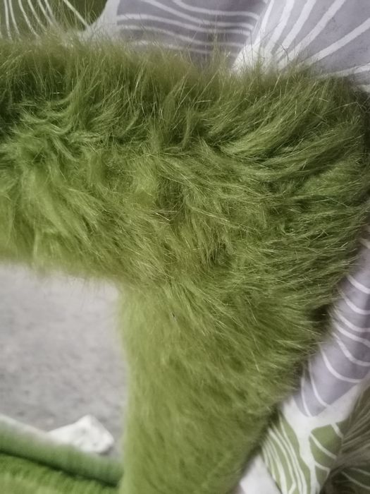 Espelho com moldura de pêlo