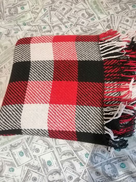 Плед, одеяло, накидка, платок шерстяной.