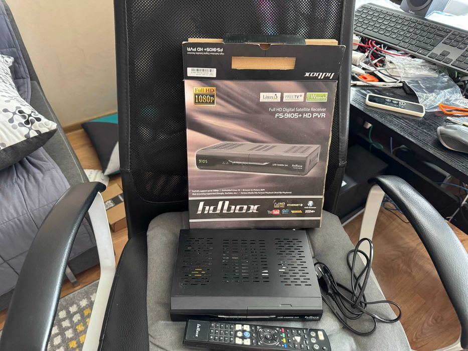 Dekoder satelitarny DVB-S2 HDbox fs 9105+ Enigma2