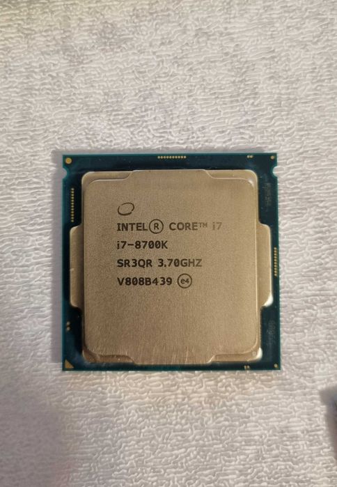 intel core i7 8700k - купити комплектуючі для ПК - Ціна на OLX.ua