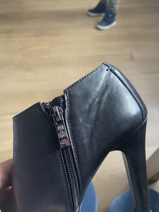 Buty nessi na obcasie 38