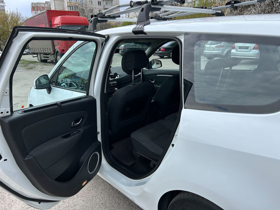 Renault Grand Scenic 1,5 дизель білий