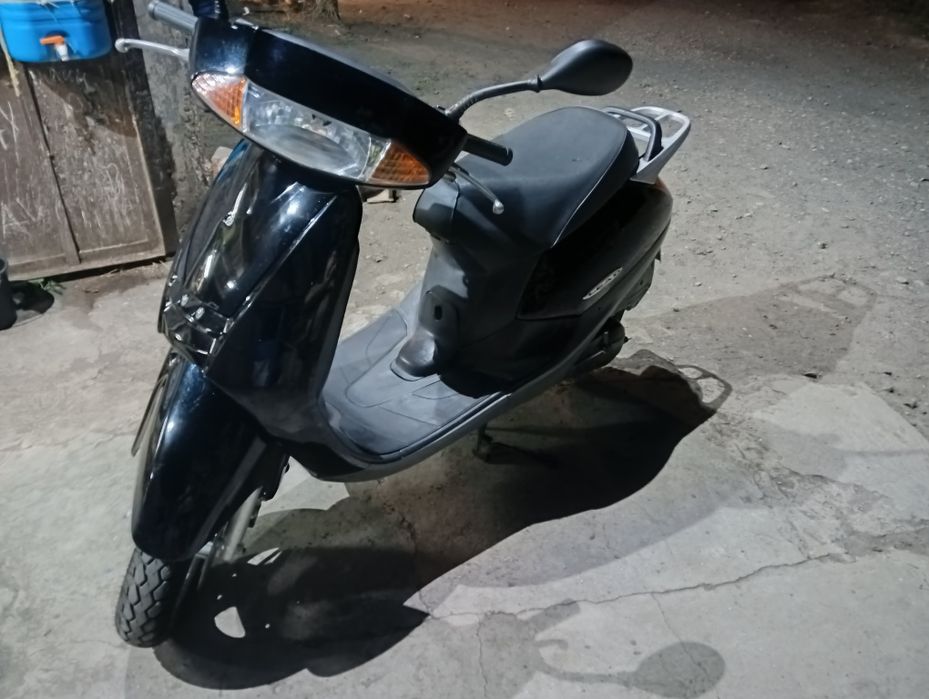 мопед Honda Lead 48