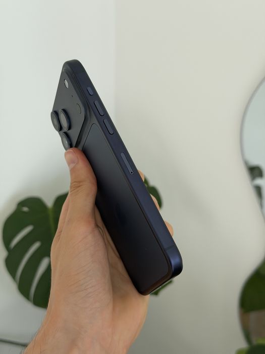 Iphone 14 Pro Max в корпусі 17 Pro max 128 Gb