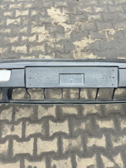 Zderzak Przod Przedni Volkswagen  Golf III rok 1994 Benzyna 1.6 8v