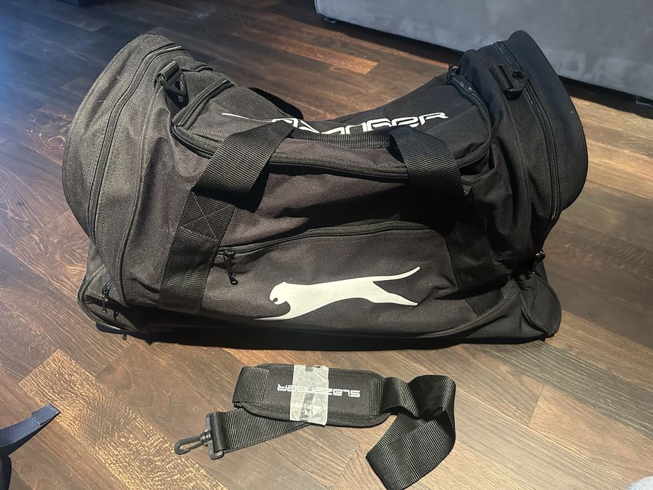 Torba Slazenger na kolkach na ramie do reki, jak nowa