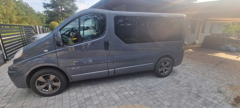 Renault Trafic Generation 2.0 dCi 115 KM | 2013