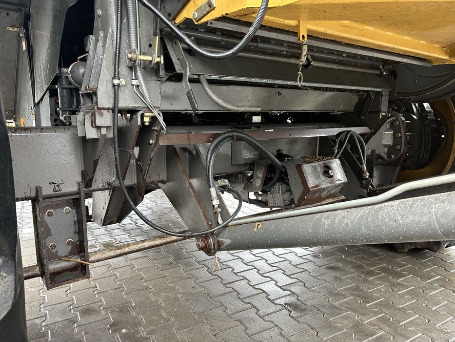 Комбайн Claas Cat Lexion 740