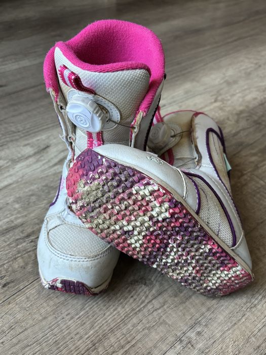 Buty snowboardowe dziecięce Ride rozmiar 28,5 (16,75 cm wkladka) BOA
