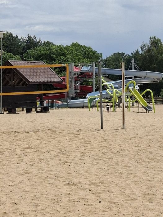 Domek nad zalewem na ogrodzonej działce.Cena od 25 sierpnia.