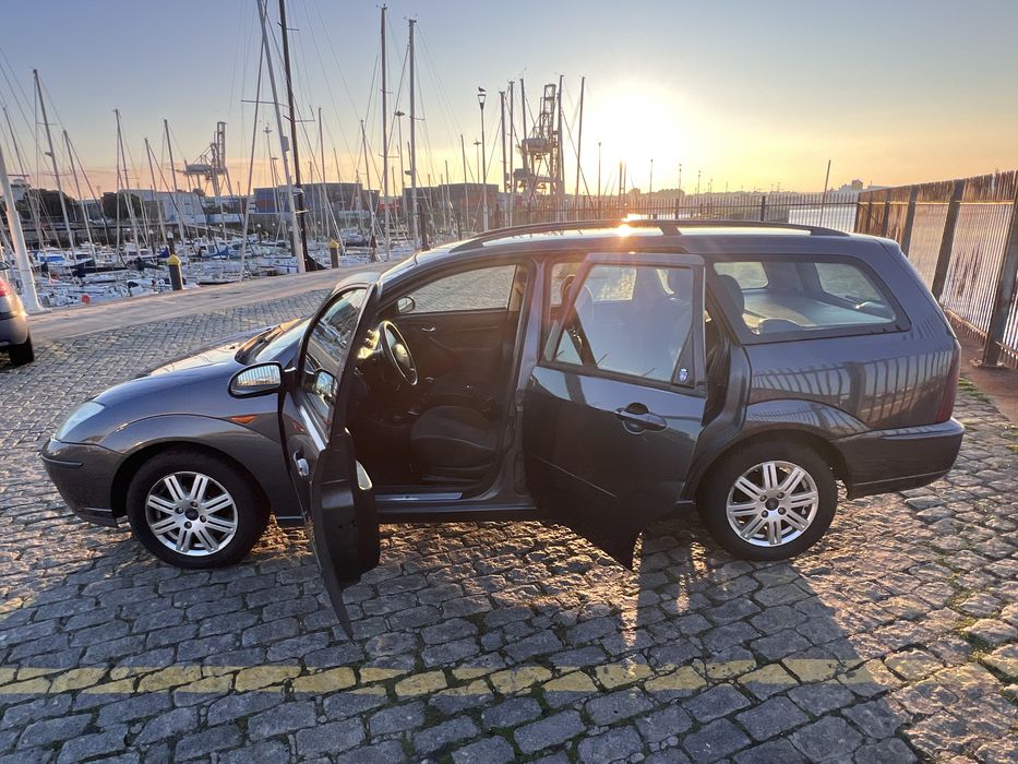 Ford Focus SW espetacular