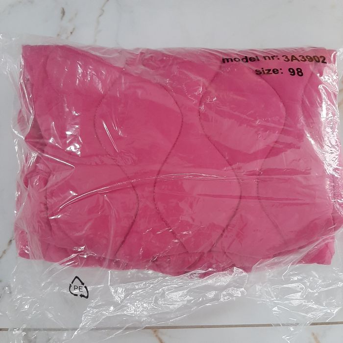 Nowa kurtka 98 5.10.15 dla dziewczynki różowa