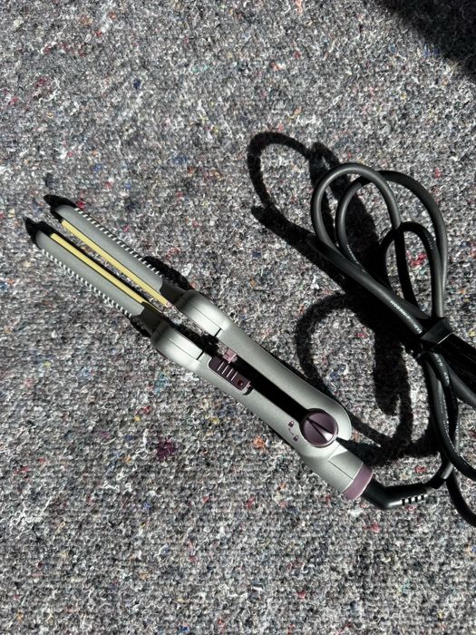 Дорожній випрямляч для волосся philips salonstraight want2move