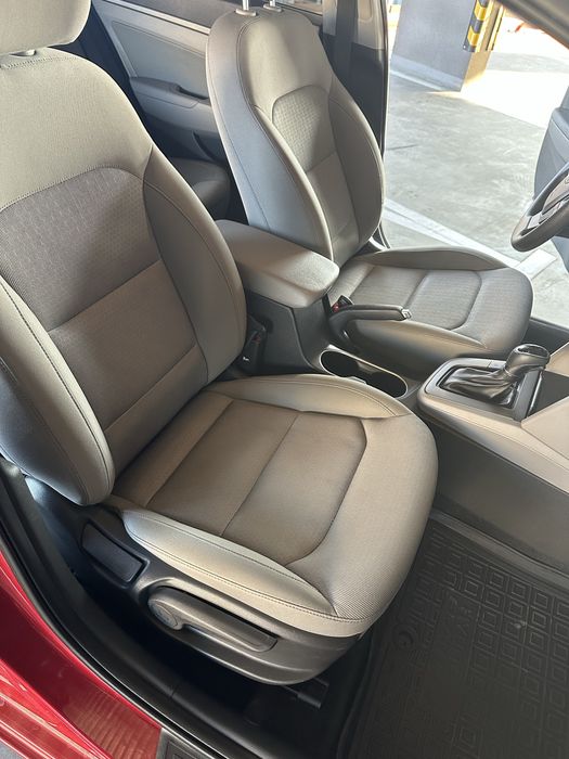 Hyundai Elantra 2.0 газ/бензин
