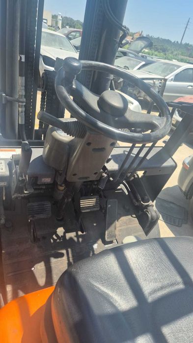 Empilhador DOOSAN D25G 2013