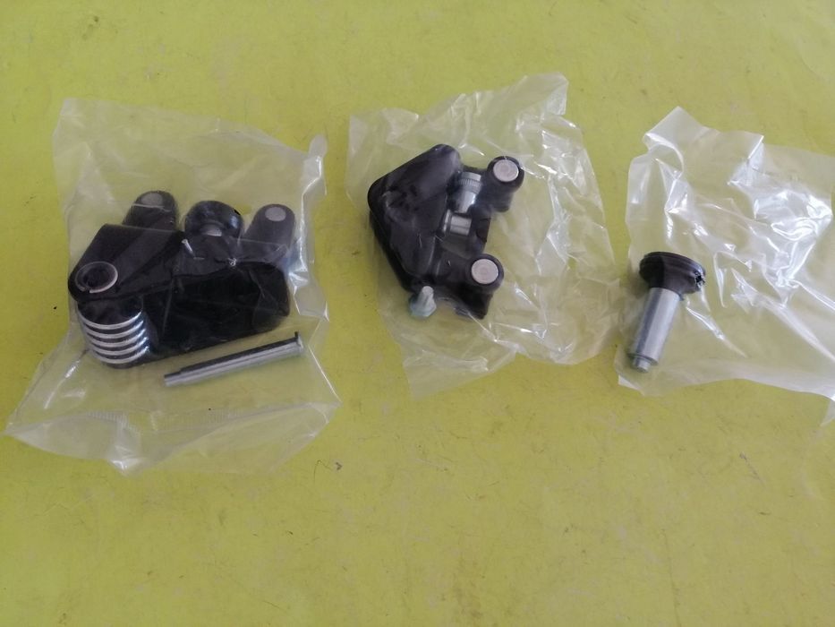 Kit de rolamentos /Corrediças porta lateral Trafic e Vivaro 2001--