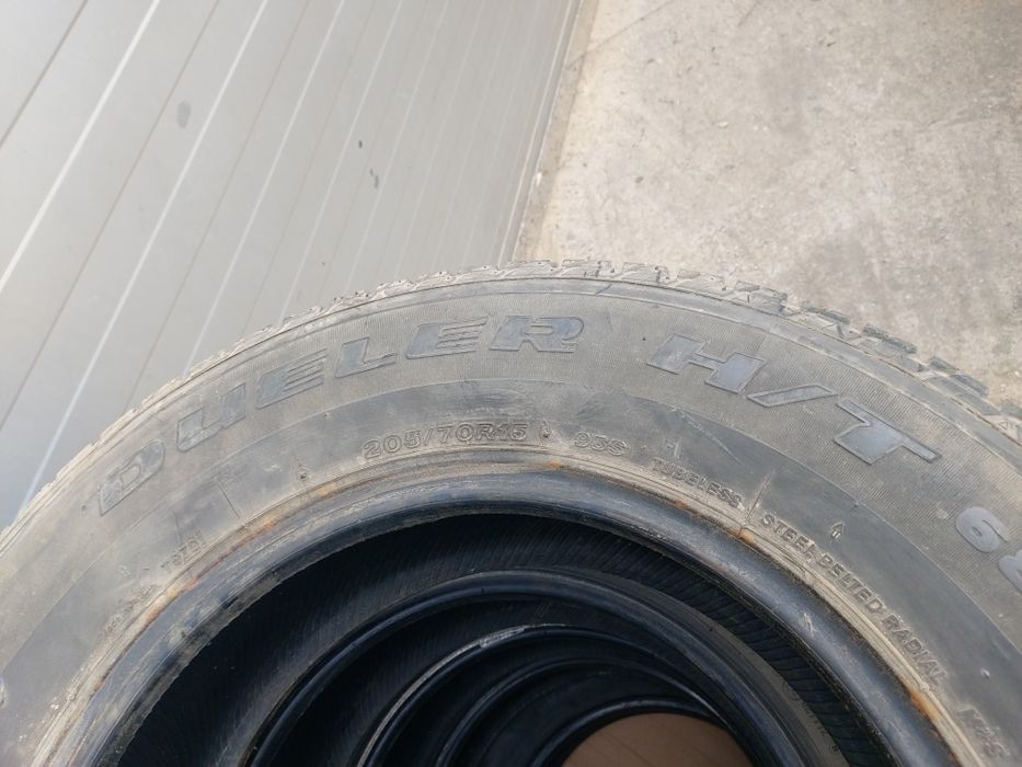 Bridgestone Dueler h/t 684 205/70R15