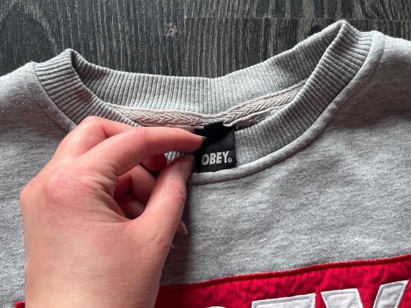 Obey bluza szara