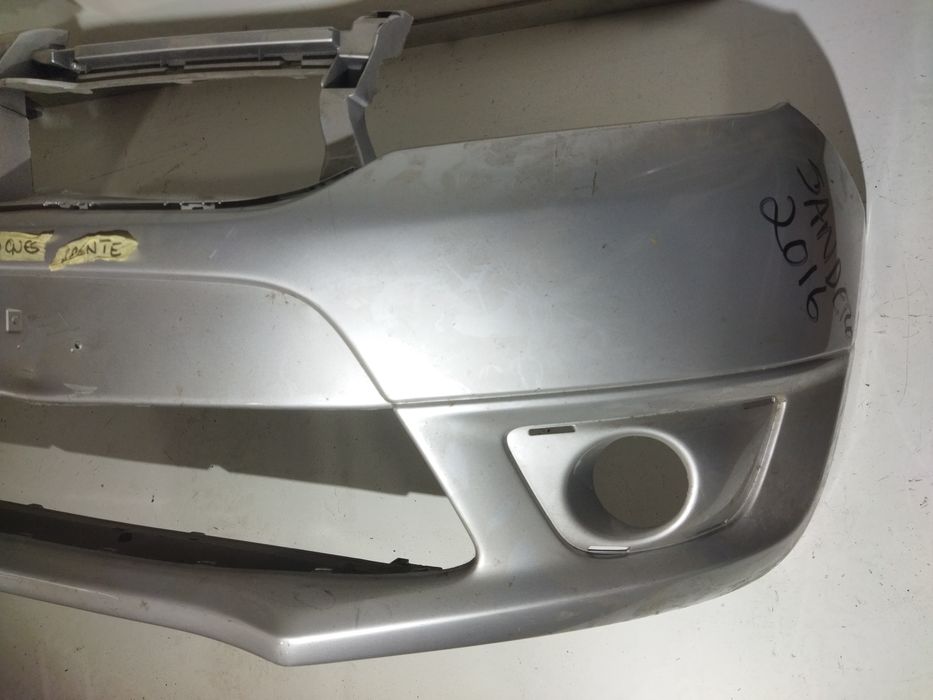 Parachoque Dacia Sandero 2016 frente