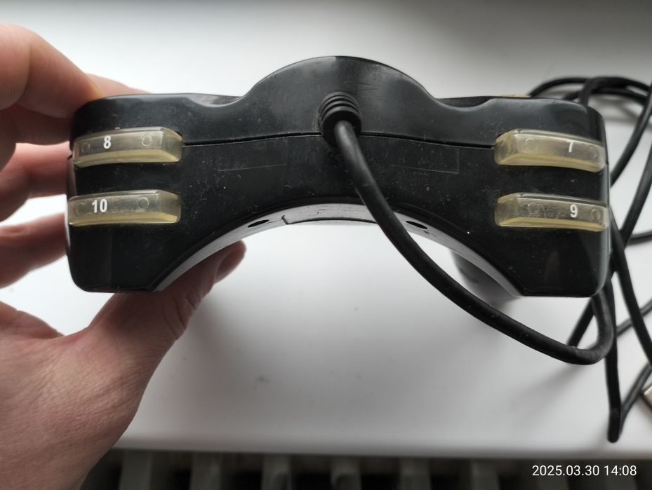Продам USB геймпад для компьютера
