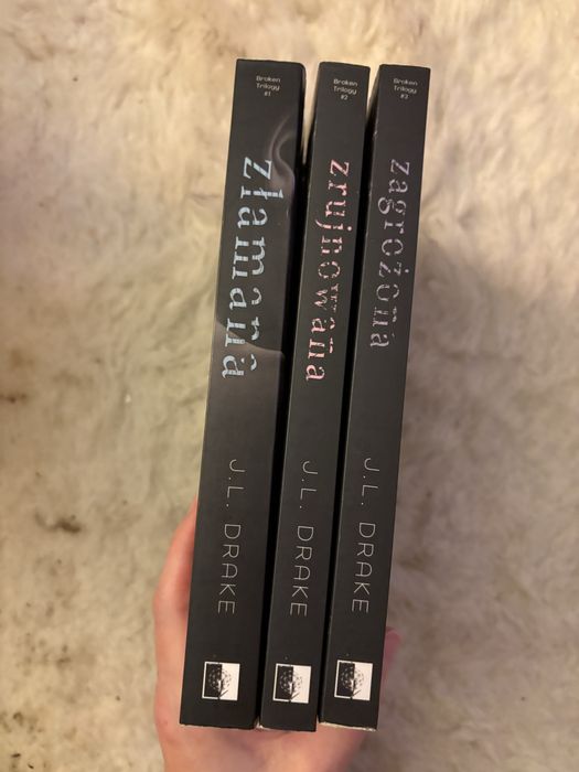 J.L. Drake Złamana Trylogia Zrujnowana Zagrożona KOWA