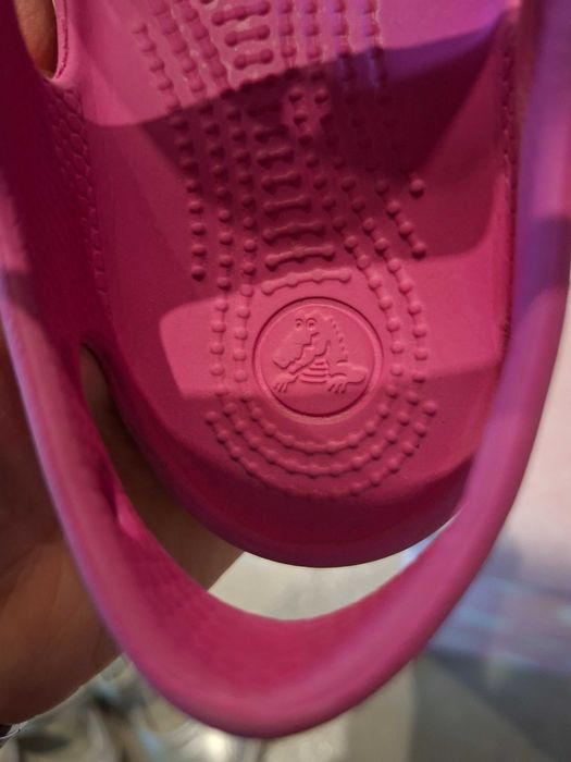 Sandalki Crocs dla dziewczynki rozm 26/27